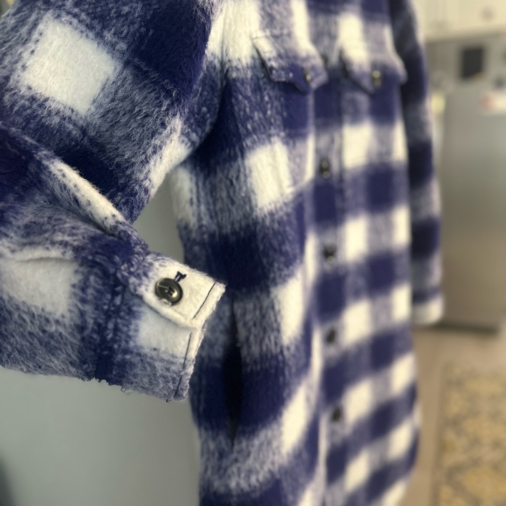 LOFT Purple and White Winter Jacket with Plaid Pattern - Picture 4 of 6